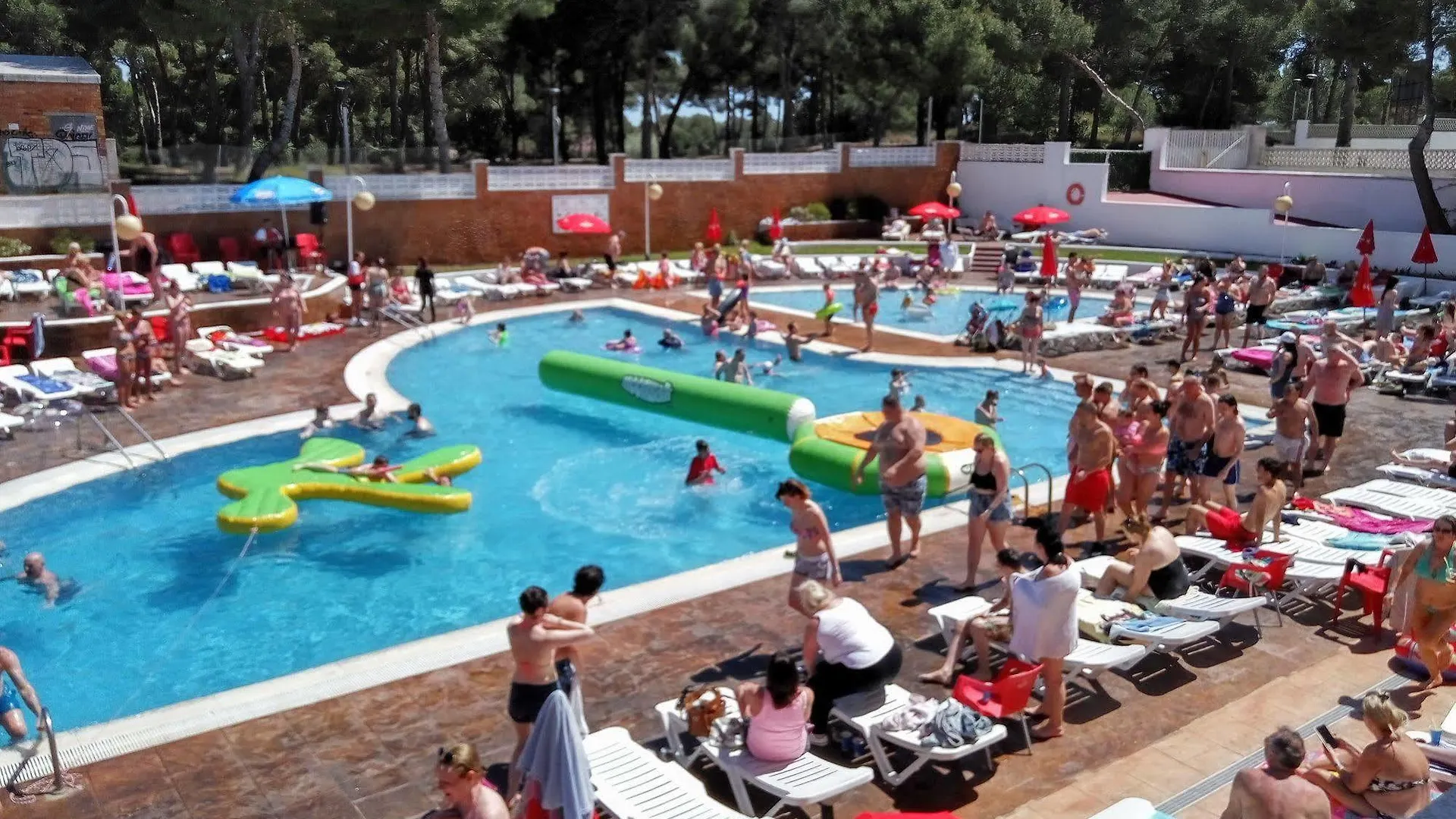 Inter 2 Apartment Salou 0*,  Spain